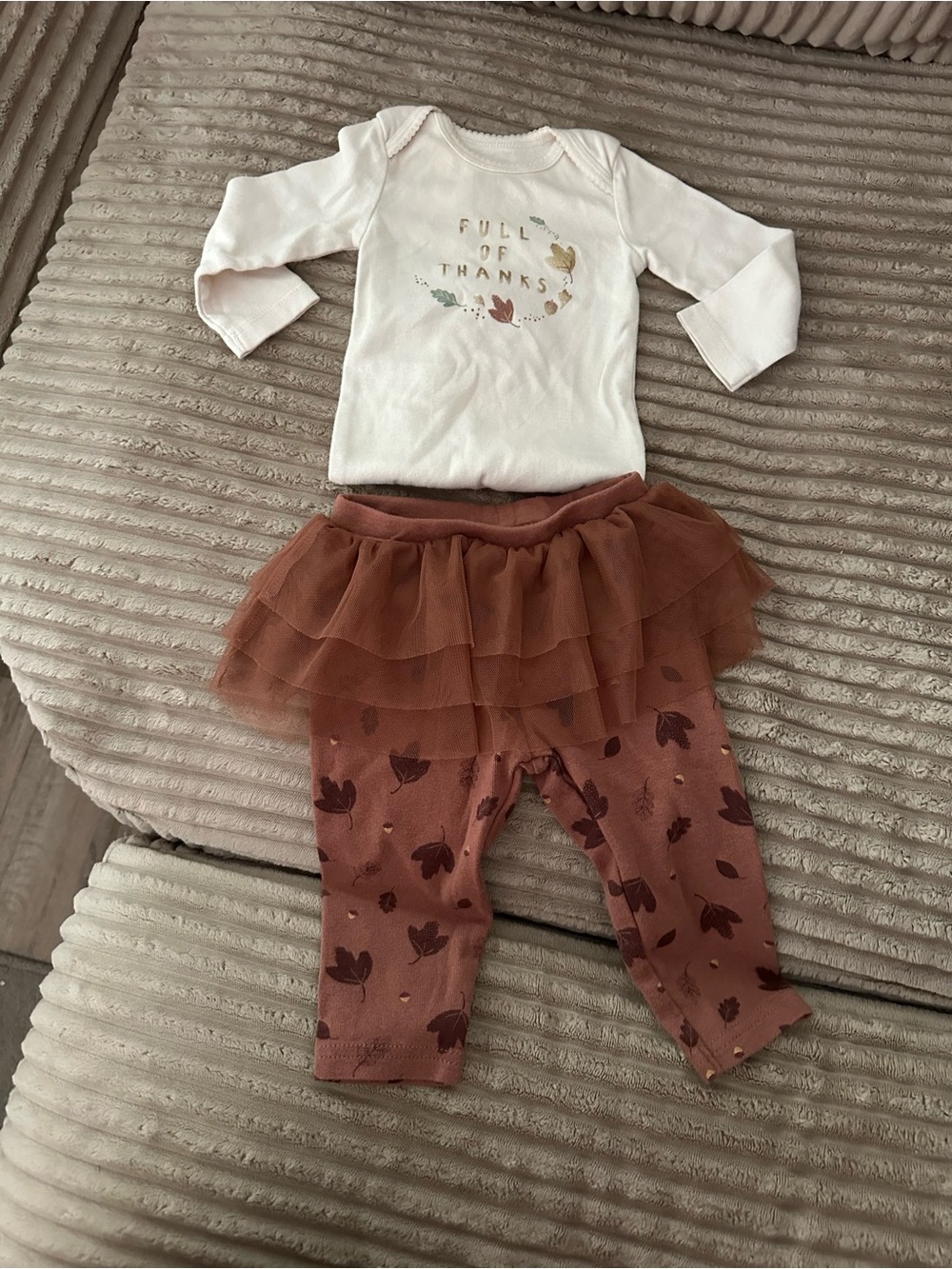 Carters baby girl thanksgiving set